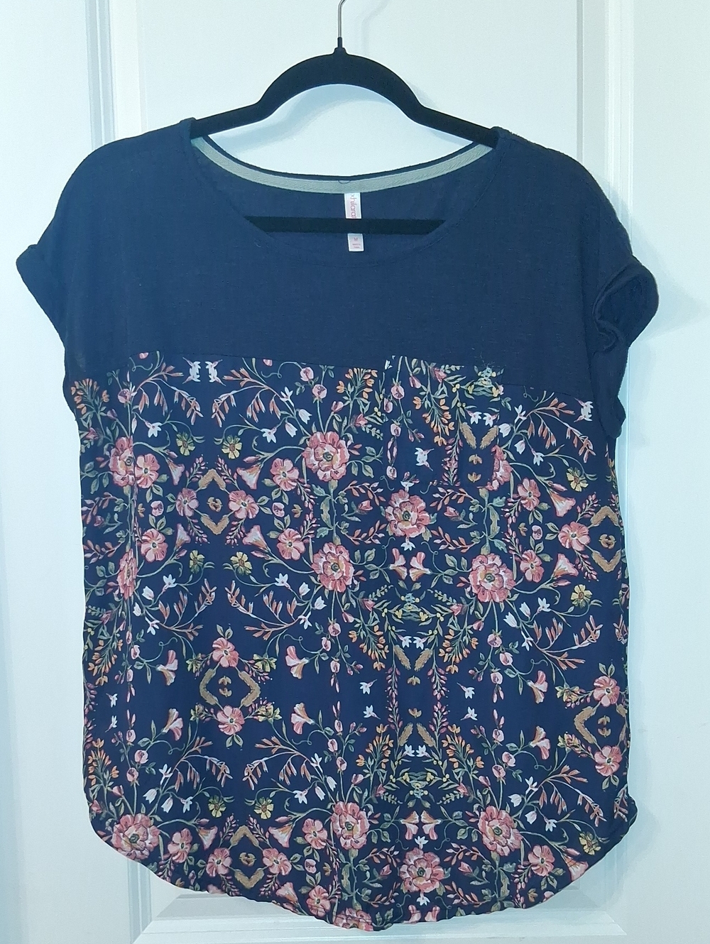 Xhilaration Navy Floral Panel Short Sleeve Blouse